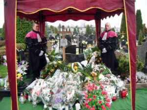 Ceremonia pogrzebowa (8)